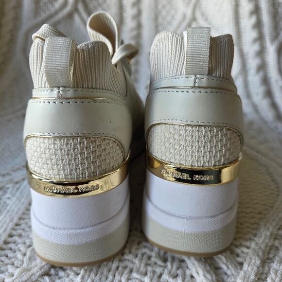 NEW Michael‎ Kors Women Georgie Knit Trainer Lace Up Sneakers Size 6M White Gold - Picture 4 of 10